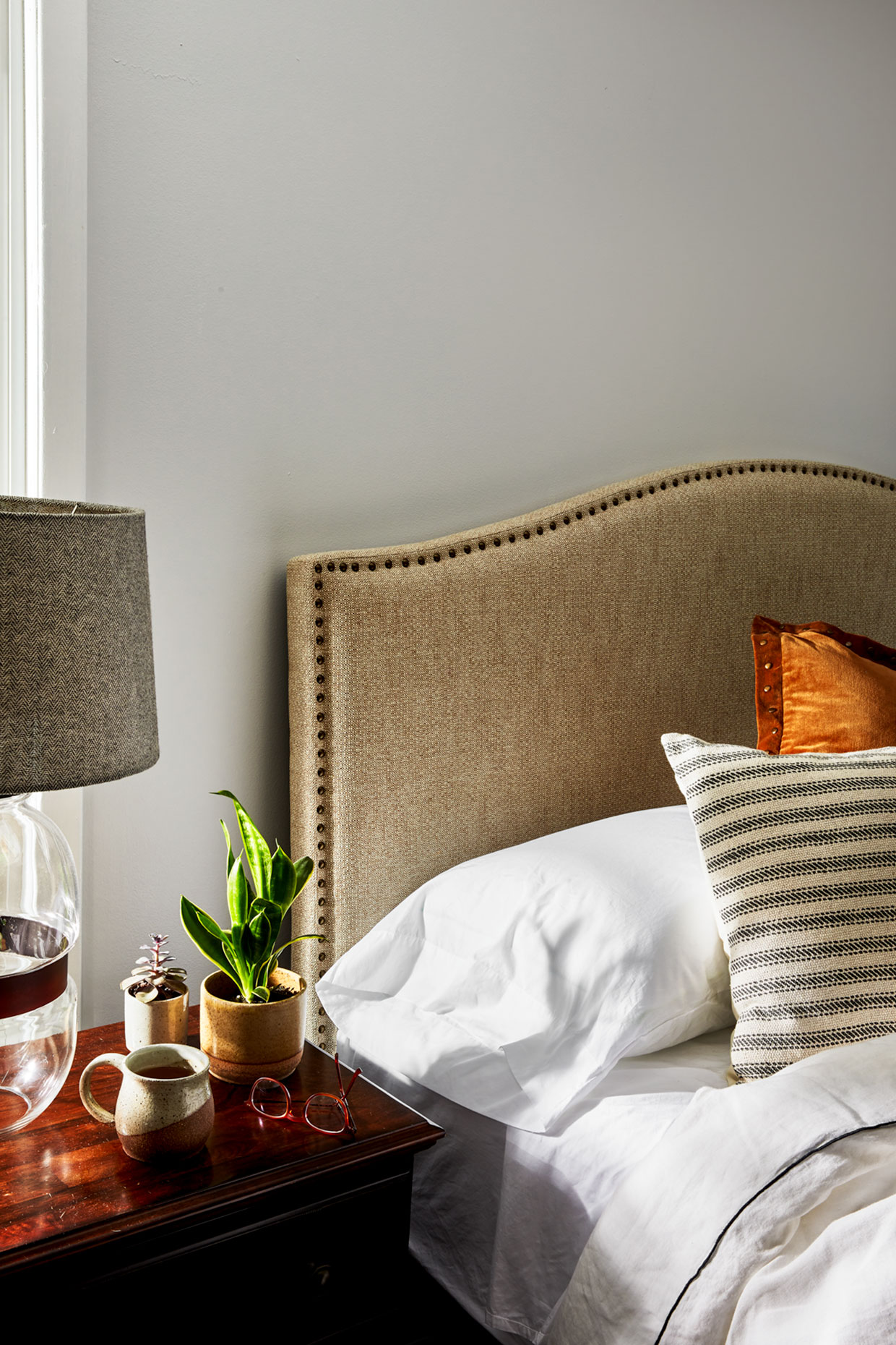Allswell-Americano-Jet-Bedding-Soft-Goods-Still-Life-Photography-Photographer-New-York-Rick-Holbrook-Bedside-Interiors