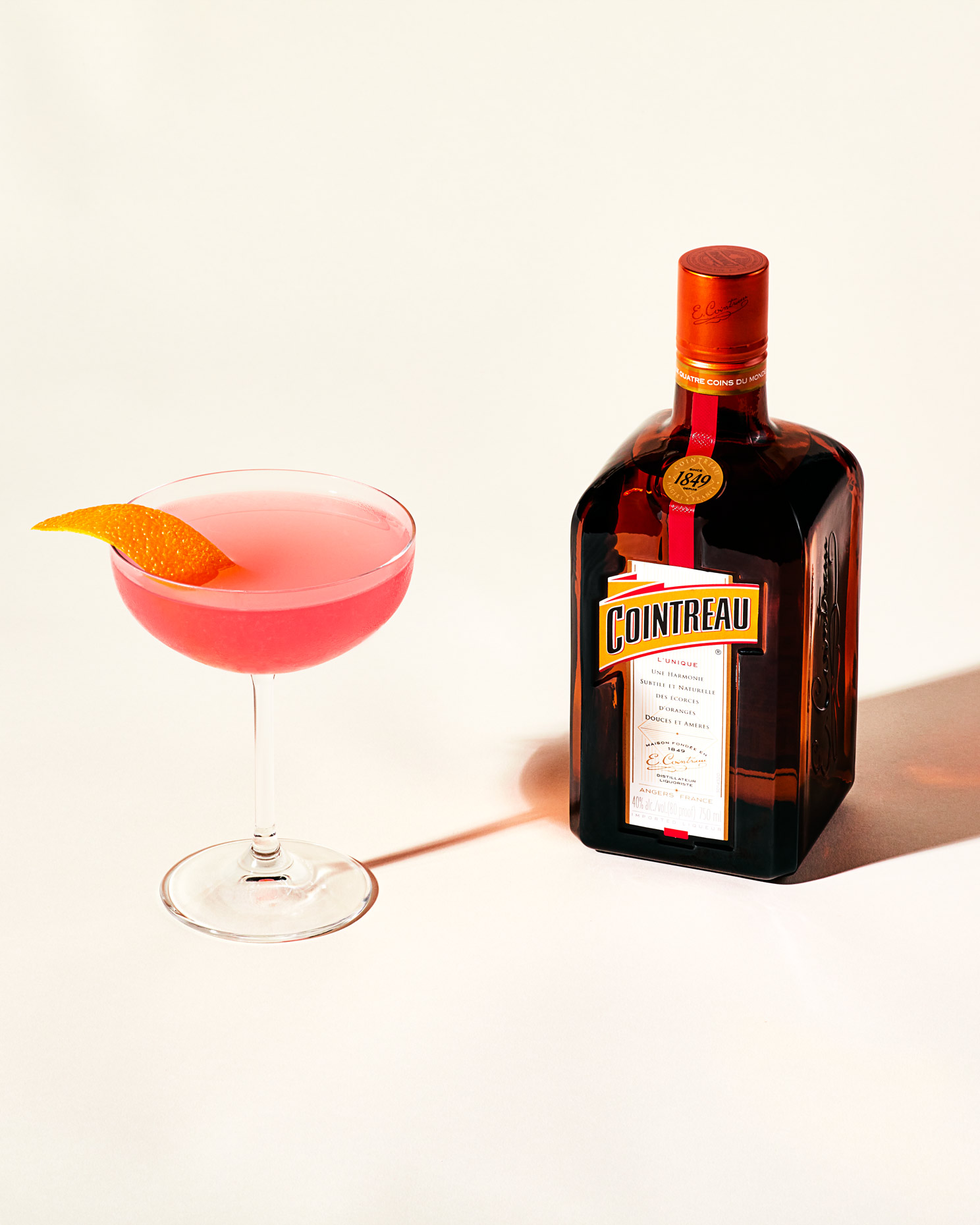 Cointreau-Cosmo-Zest-Cocktail-Rick-Holbrook-Beverage-Photography-Cocktails